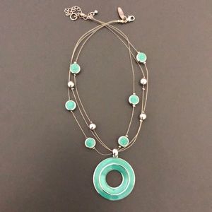 🎉Teal beaded circle necklace